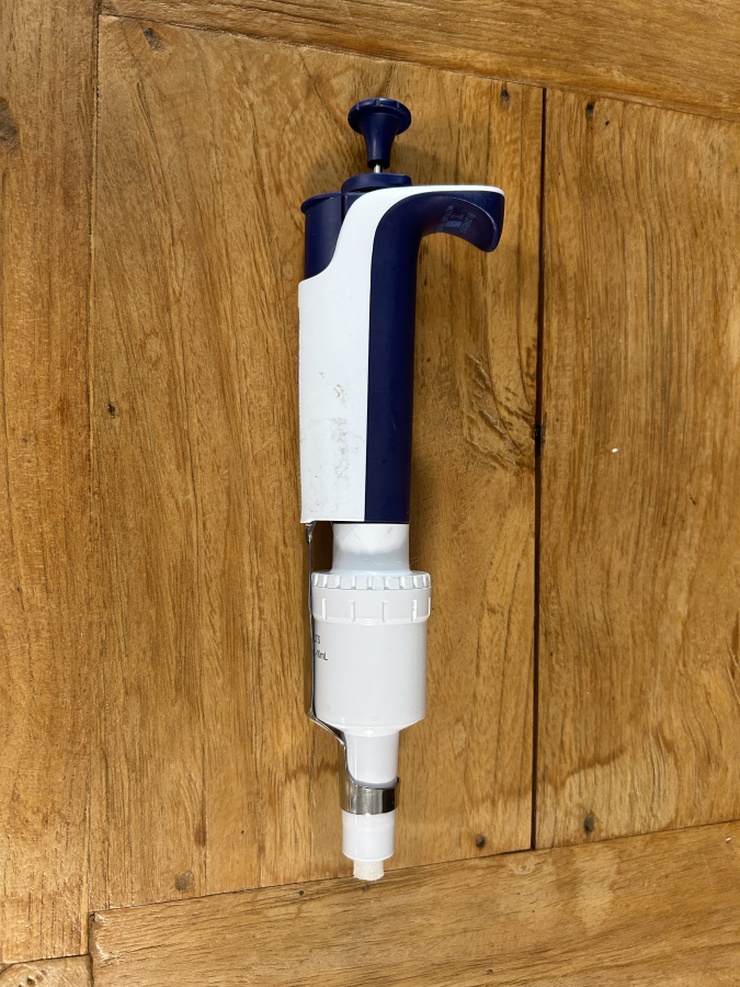 Rainin Pipet-Lite XLS 1-10 uL LTS L-10mL 2-mL RFID Single-Channel Pipette, photo 2 of 5