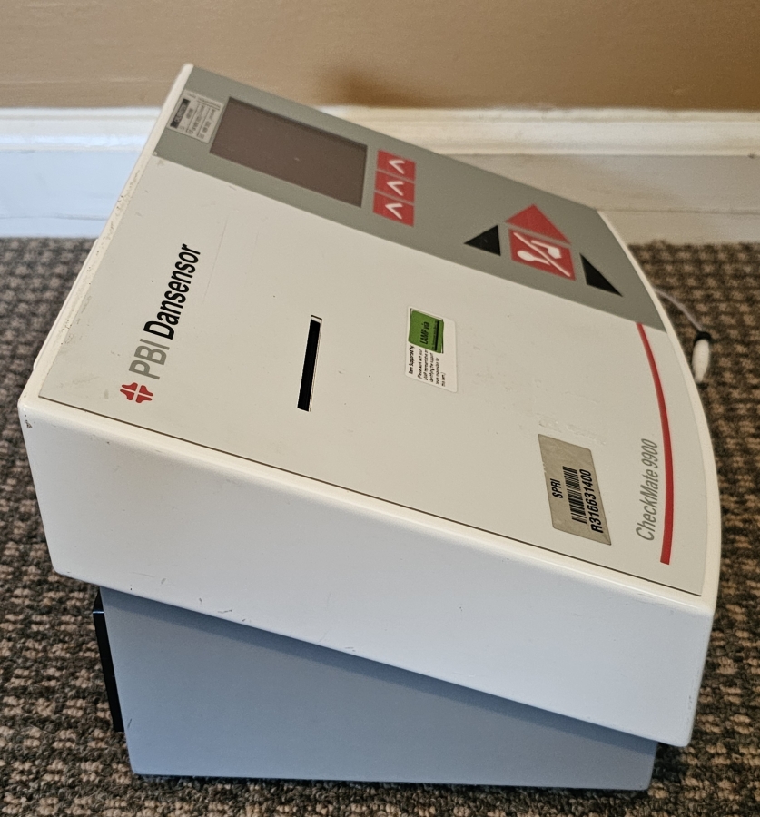 PBI Dansensor CheckMate 9900 Oxygen Analyzer; SN:46031996, photo 8 of 17