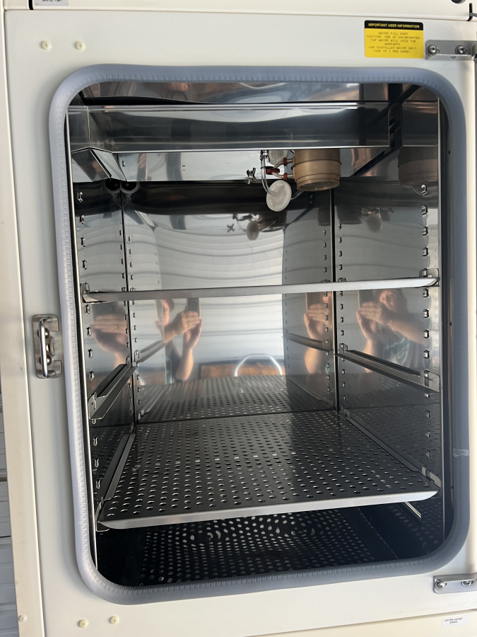 VWR 3074 Symphony Double Stacked CO2 Incubators, photo 10 of 14
