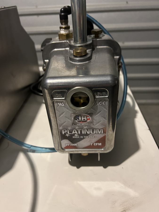 Oxipack 22-OX0310-001 Multi Leak Tester + JB DV-200n Vacuum Pump, photo 5 of 11