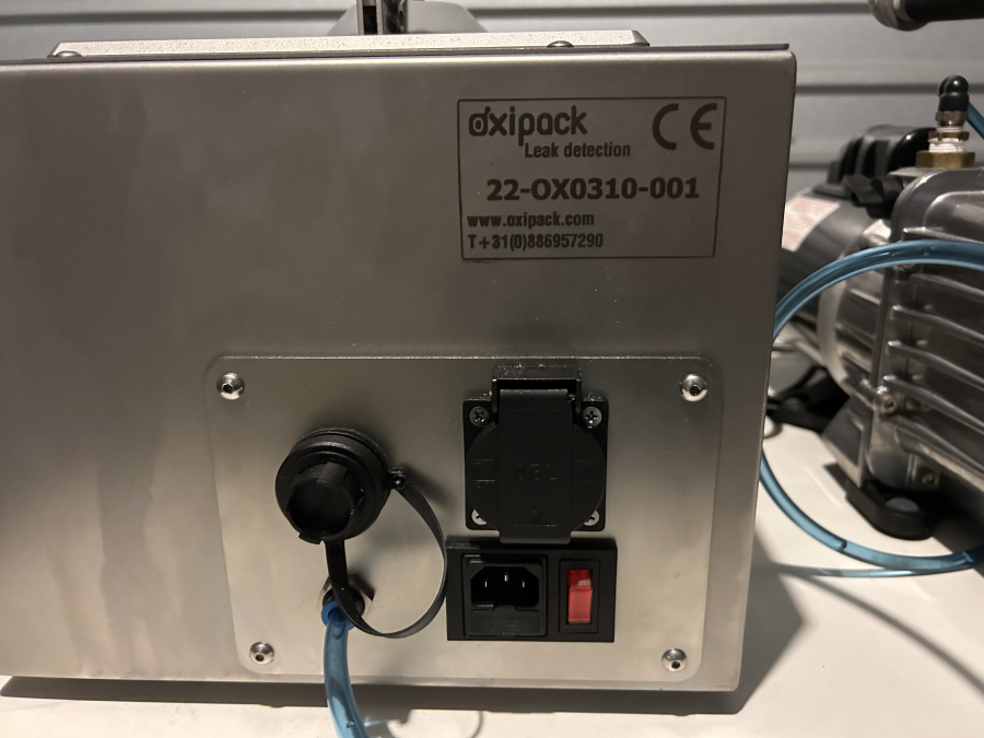 Oxipack 22-OX0310-001 Multi Leak Tester + JB DV-200n Vacuum Pump, photo 8 of 11