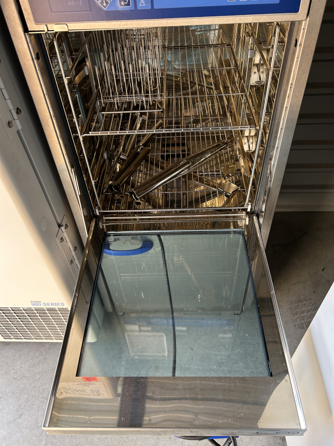 Getinge Disinfection AB Laboratory Washer Disinfector 46-4 0511 46-Series; SN:SEV543058, photo 8 of 12
