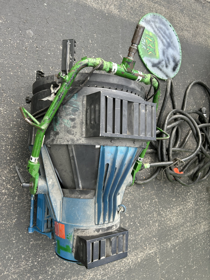 Power Gems 12/6 kW Electronic Ballast; Flicker Free Power Corrected Ballast Power Supply; Tripod Stand, photo 8 of 9