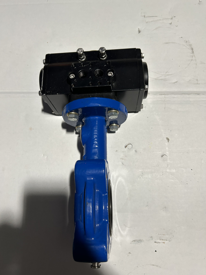 Grinnell Flow Control Pneumatic Rack & Pinion Actuator GRP-004U-K-S060 Series 8000 Butterfly Valve LC-8271-7 Size 2", photo 3 of 5