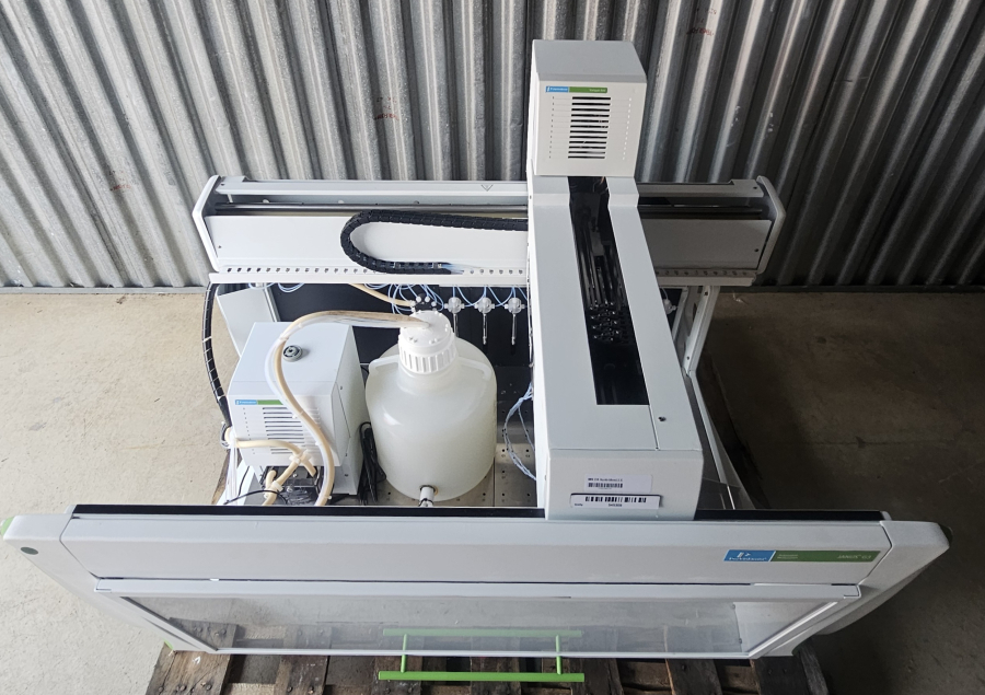 PerkinElmer JANUS G3 Liquid Handling Workstation +Peri Pump and Varispan Arm; SN:JA1632N1720, photo 29 of 50
