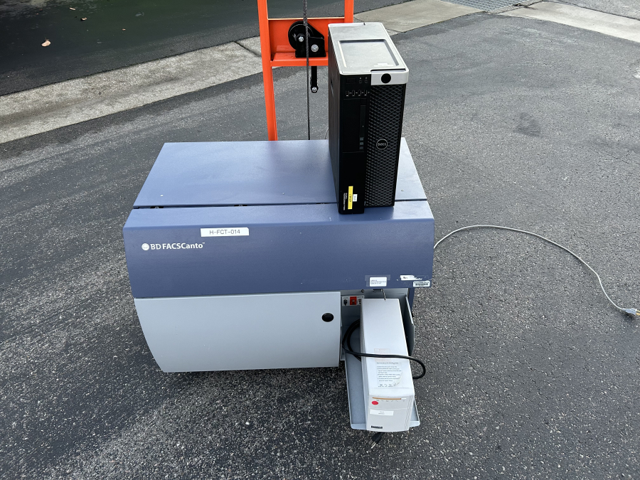 BD Biosciences 335860 BD FACSCANTO Flow Cytometer; SN:V03600020, photo 1 of 13