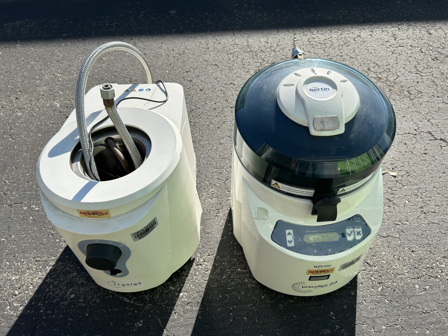 Bertin Precellys 24 Tissue Homogenizer Lysis + Cryolys Cooling Unit; SN:0.1409, photo 1 of 12