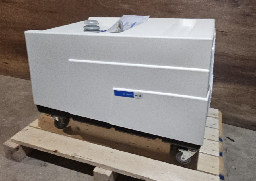 Agilent G2571-64000 MS120 Rotary Vane Pump w/ Noise Abatement System; SN:IT2422N046, photo 2 of 23
