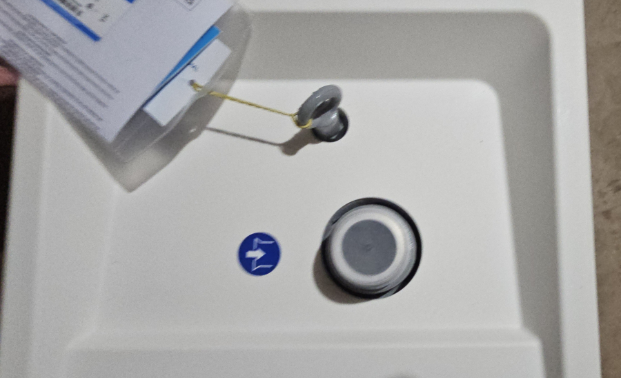 Agilent G2571-64000 MS120 Rotary Vane Pump w/ Noise Abatement System; SN:IT2422N046, photo 4 of 23