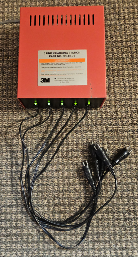 3M 5 Unit Charging Station, photo 3 of 15