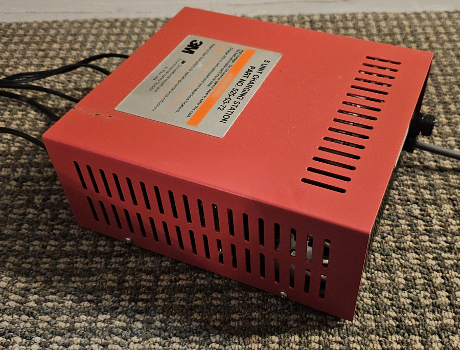 3M 5 Unit Charging Station, photo 12 of 15