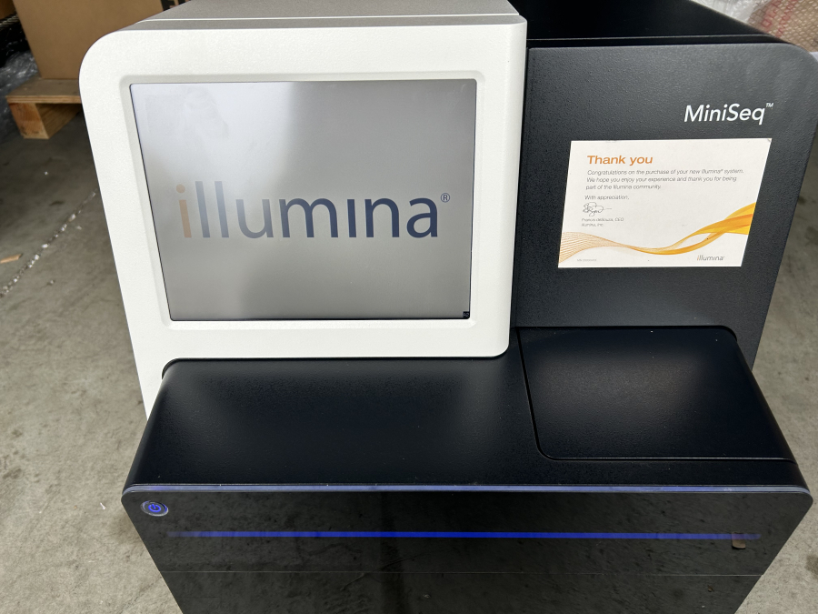 Illumina SY-420-1001 MiniSeq Sequencing System 20000444 Ver 01 2022; SN:MN01891, photo 7 of 14