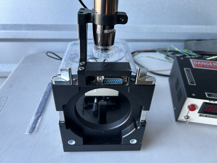 CMP Scientific Emass-II CE-MS Ion Source + DinoCapture 2.0 + Accessories, photo 17 of 18