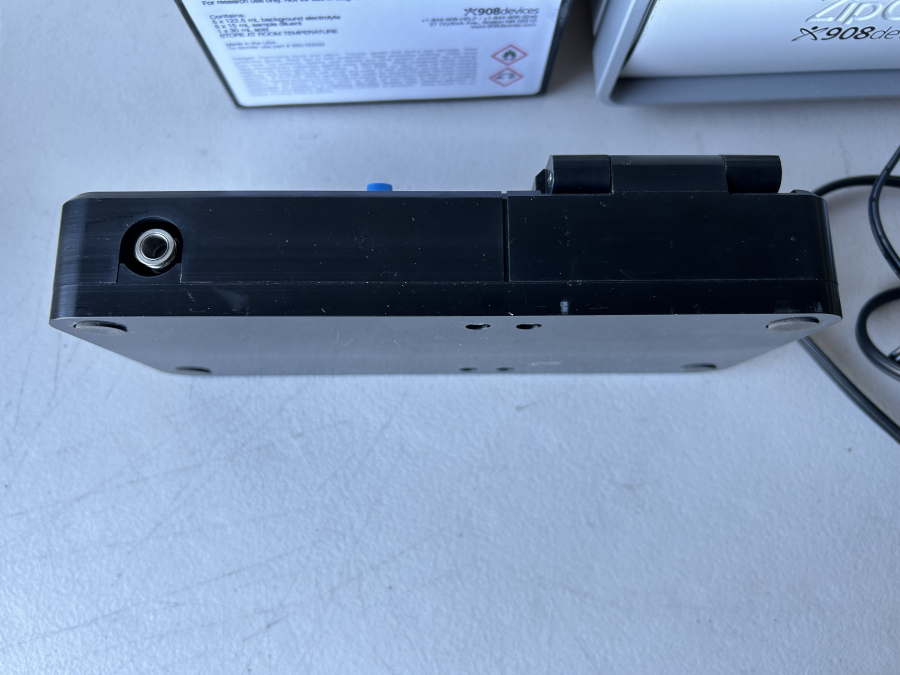 908Devices ZipChip Mass Spectrometry System LS-01-AS + Decapper + MORE; SN:Z0235, photo 3 of 20