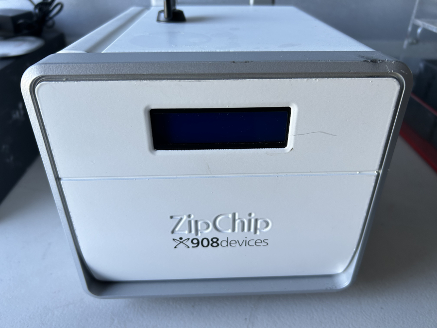 908Devices ZipChip Mass Spectrometry System LS-01-AS + Decapper + MORE; SN:Z0235, photo 9 of 20