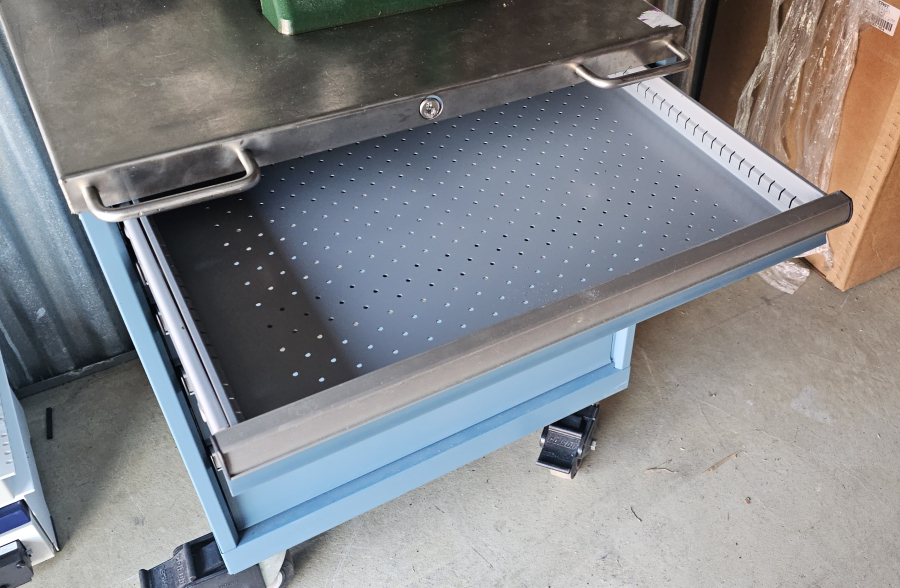 Carver Model C Laboratory Press Hydraulic Hand 12 Ton Bench Top + Tool Box ; SN:29000-385, photo 12 of 25