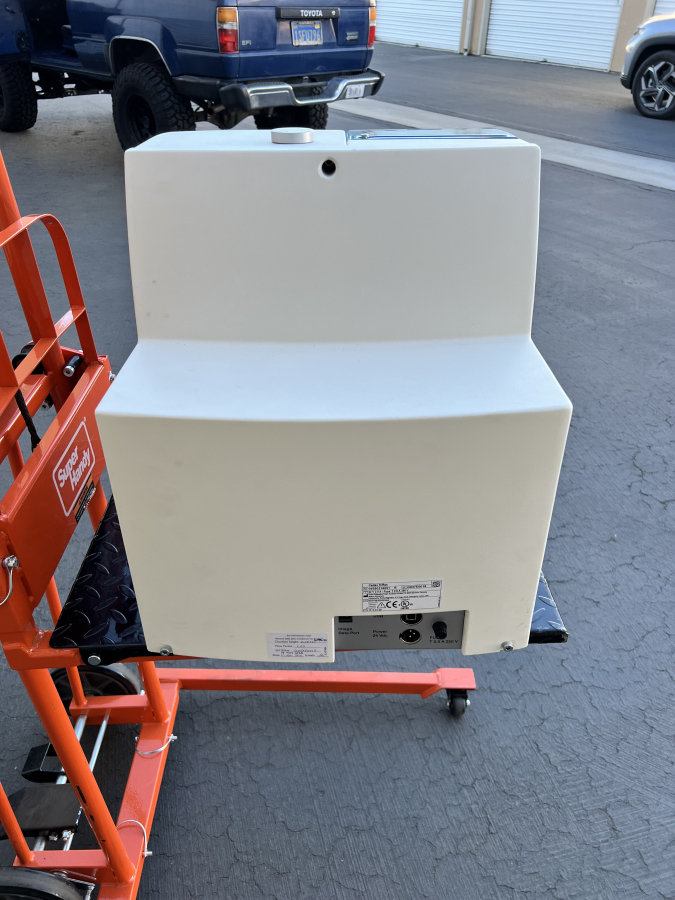 Roche Cedex HiRes Cell Analyzer w/ monitor; SN:G037E0018, photo 4 of 9