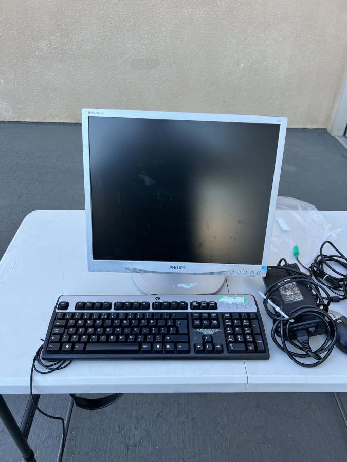 Roche Cedex HiRes Cell Analyzer w/ monitor; SN:G037E0018, photo 7 of 9