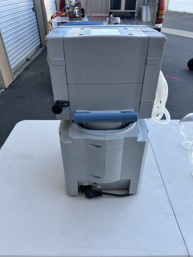 Vacuubrand PC 3004 Vario Pump; SN:44570102, photo 6 of 8