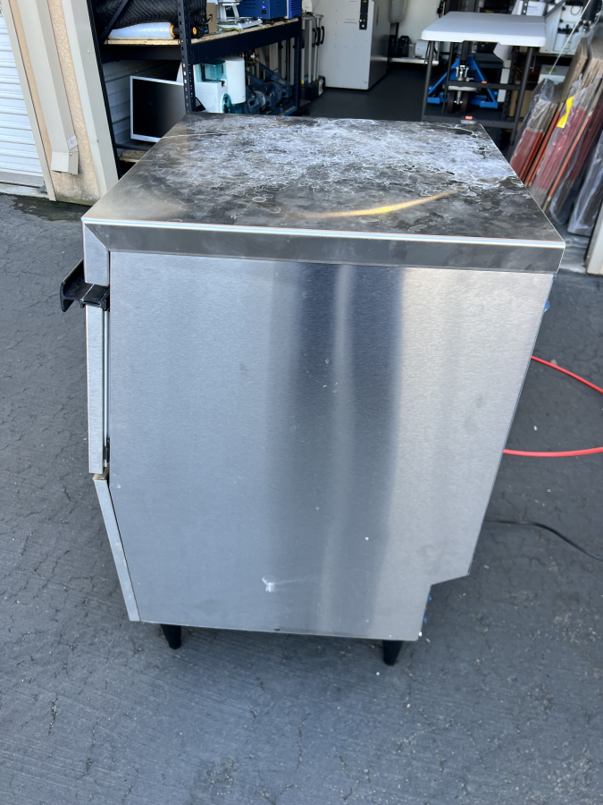 Hoshizaki F-330BAH Self-Contained Flake Air-Cooled Ice Maker , photo 5 of 5