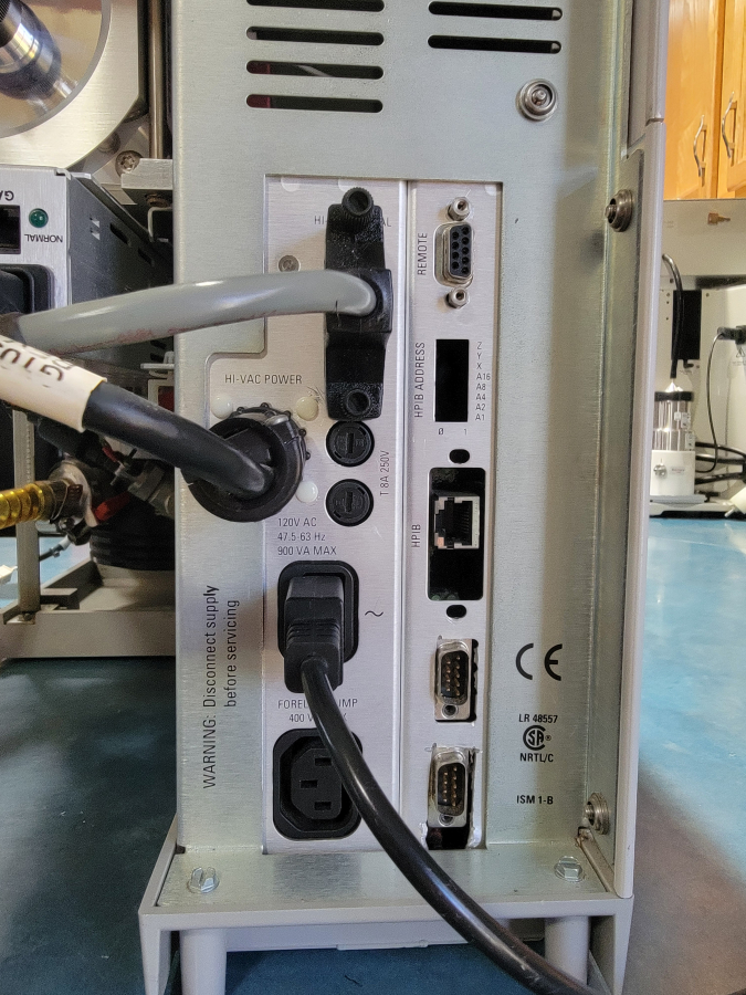 Hewlett Packard 5973 Mass Selective Detector G1099A w/ G1946-80001 Pump ; SN:US82321849, photo 1 of 11