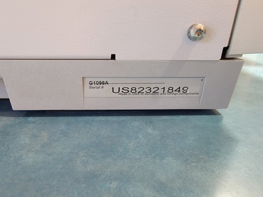 Hewlett Packard 5973 Mass Selective Detector G1099A w/ G1946-80001 Pump ; SN:US82321849, photo 10 of 11