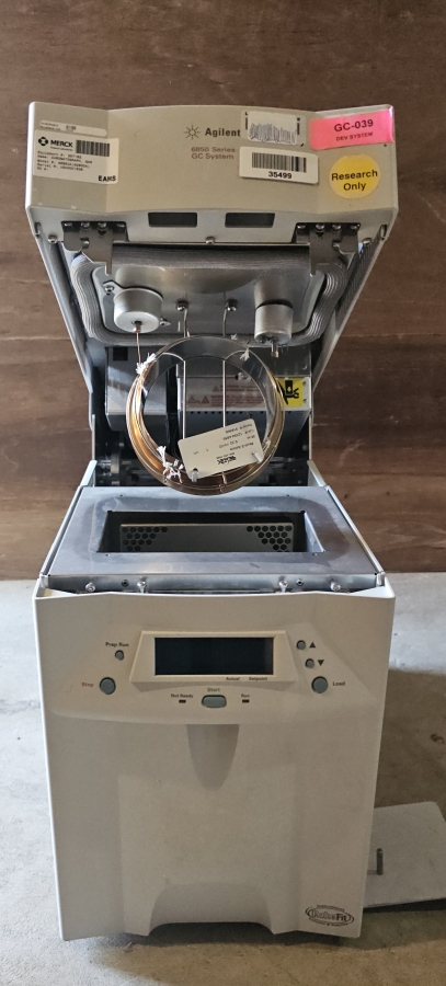 Agilent 6850 Gas Chromatograph w/ G2880A Autosampler, FID, Amine Column, Gameboy controller, photo 43 of 44