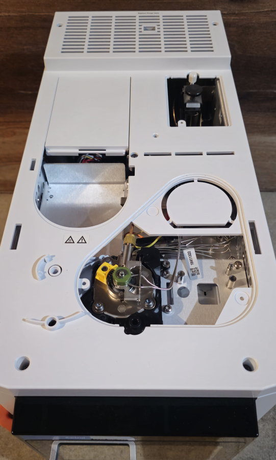 New Agilent 9000 Intuvo G3950A Gas Chromatograph CN18460001, photo 17 of 72