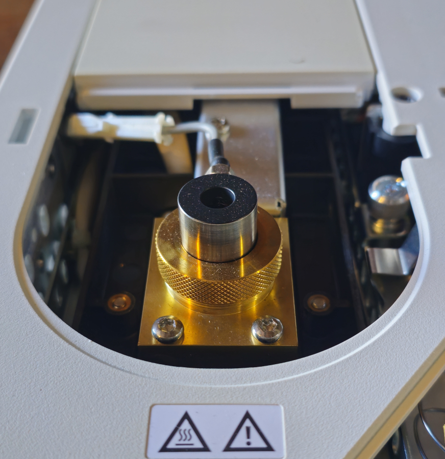 Agilent 9000 Intuvo G3950A Gas Chromatograph CN18100001 FID, photo 8 of 71