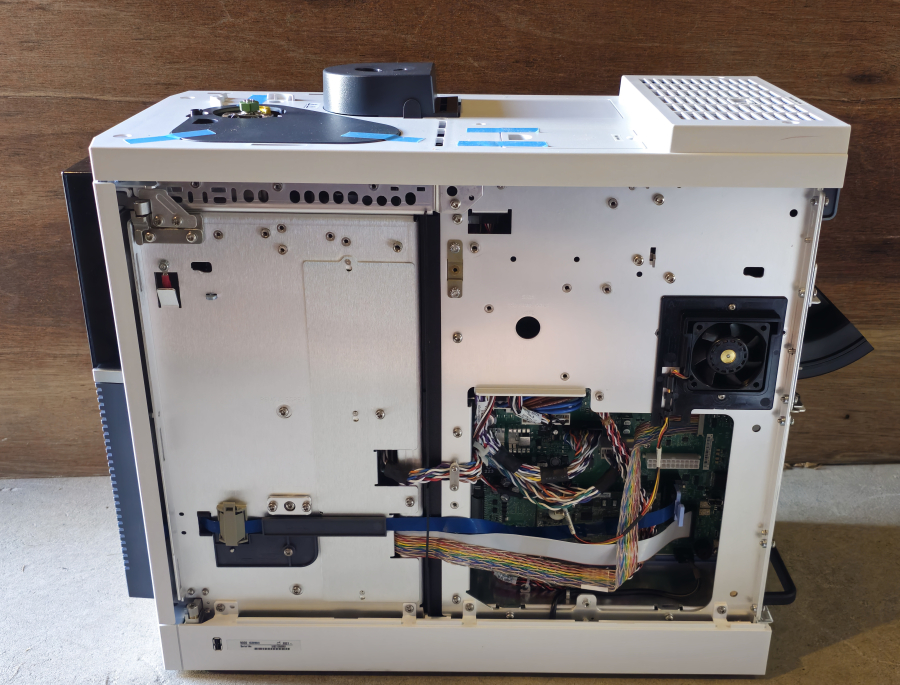 New Agilent 9000 Intuvo G3950A Gas Chromatograph US21200001 AUX, photo 43 of 50