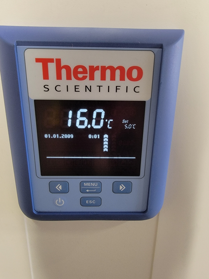 2021 Thermo Scientific Heratherm IMP180 Bechtop Refrigerated Incubator, 6.3 Cu Ft; SN:42742366, photo 2 of 12