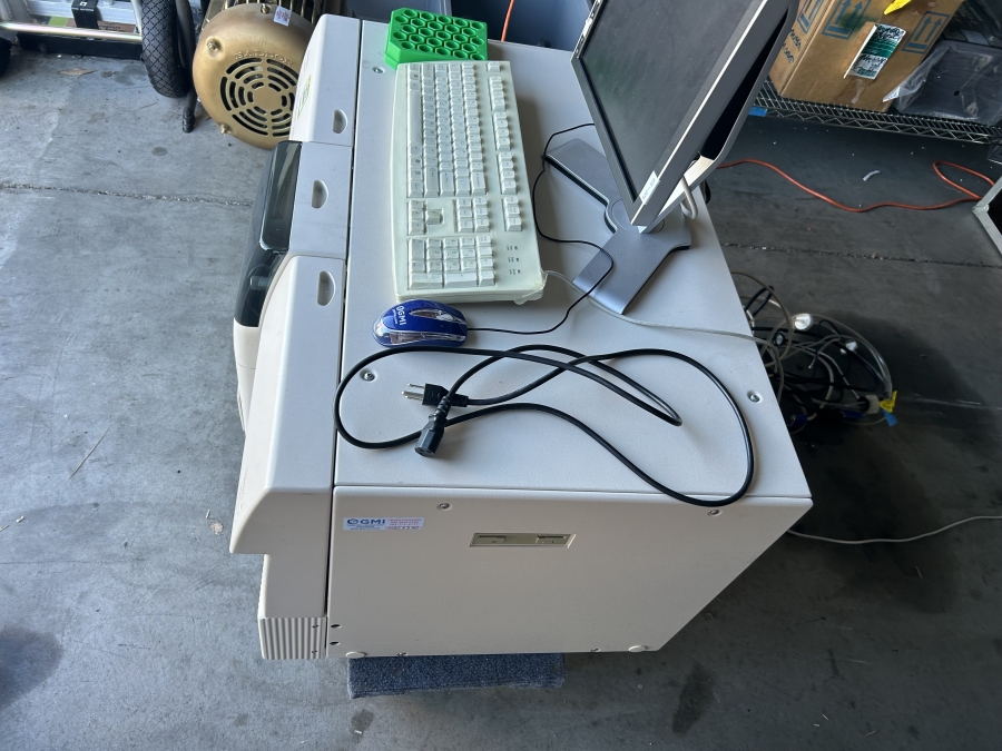 Abbott Laboratories 2005 Cell-Dyn 3200 Analyzer + Monitor + More; SN:30431AH, photo 2 of 13