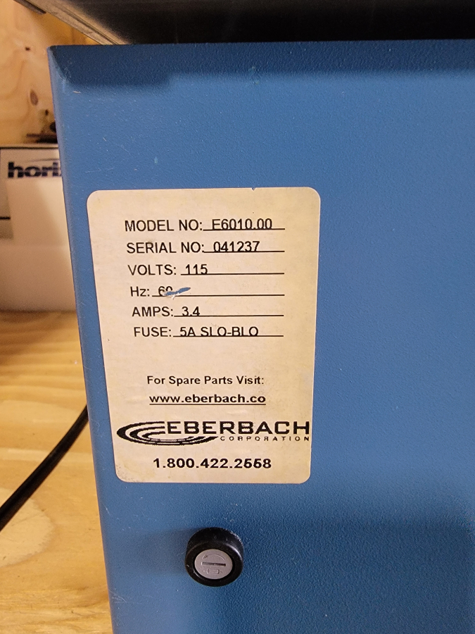 Eberbach E6010 Reciprocating Extraction Shaker w/ Separatory Funnel Rack, photo 6 of 6