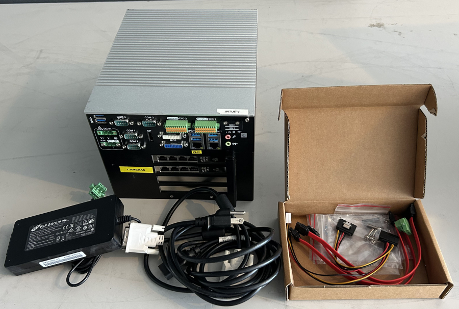 Vecow RCS-9422H Fanless Rugged PC i7-6700TE 2.4GHz Embedded Computing System , photo 1 of 14