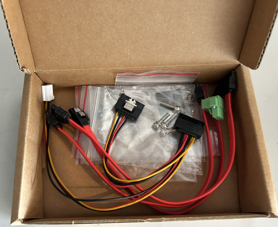 Vecow RCS-9422H Fanless Rugged PC i7-6700TE 2.4GHz Embedded Computing System , photo 14 of 14