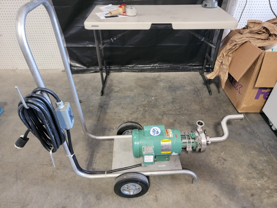 Clean-In-Place CIP Pump; Baldor CMDL3509 1HP; 56C Frame; TE; Cart mounted, photo 3 of 7