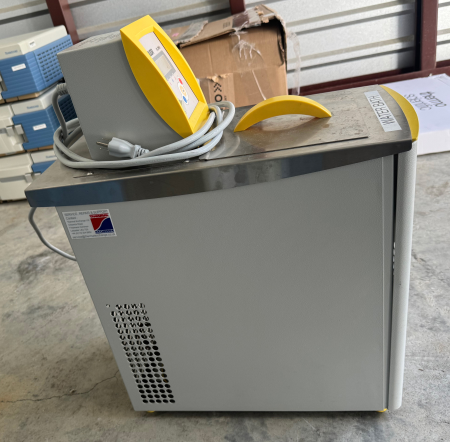 Lauda RA 8 Alpha Recirculating Chiller; SN:LCK 4907-12-0002, photo 4 of 6