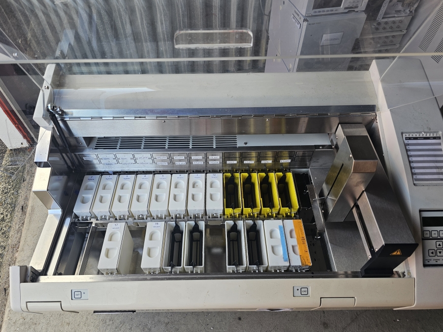 LEICA AUTOSTAINER XL Automated slide stainer ST5010 ; SN:3889/07-2014, photo 15 of 38