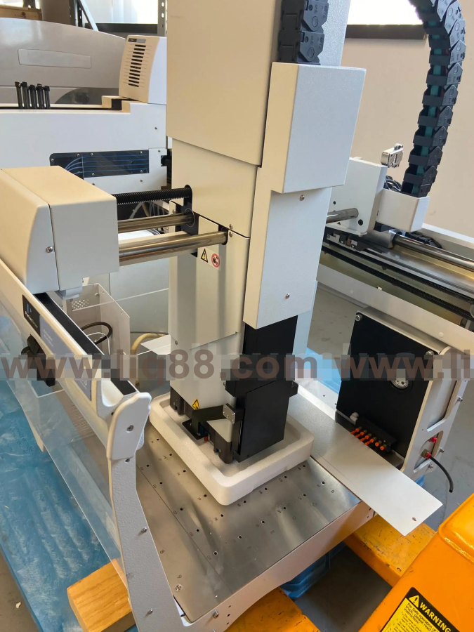 PerkinElmer Janus Expanded Automated Liquid Handler w Varispan 8,& More; SN:DG10118426, photo 4 of 9