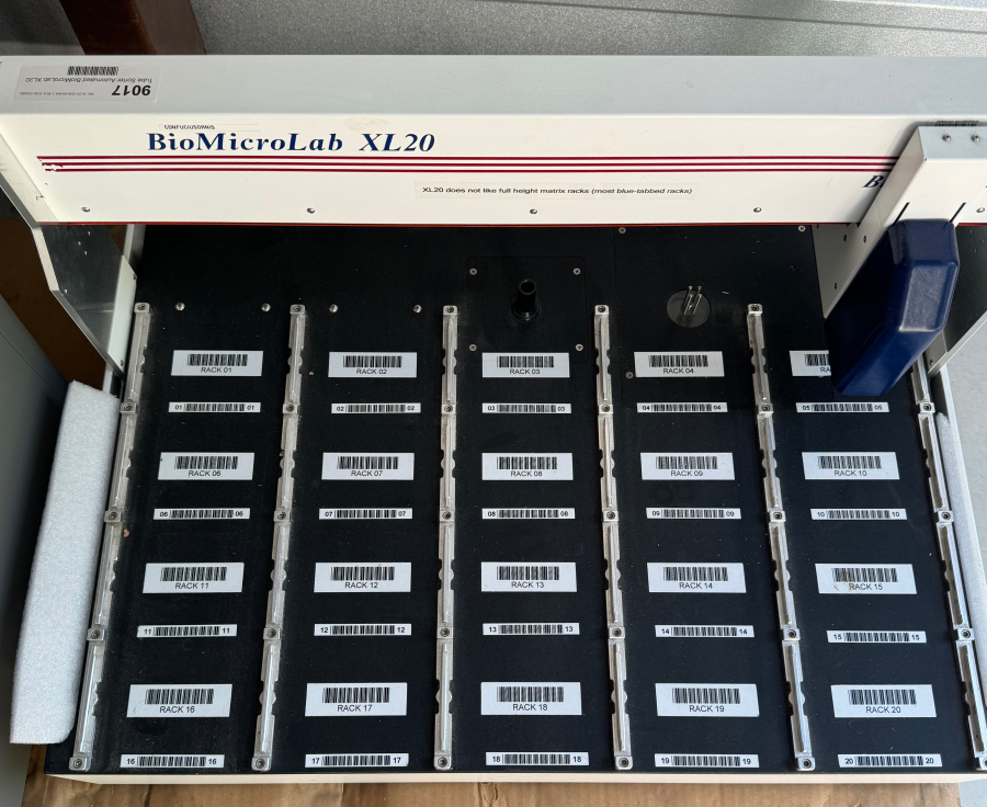 BioMicroLab XL20 Tube Sorter: Automated; SN:XL20-2DS-BL-MA-0.50-0-0505-100028, photo 2 of 5