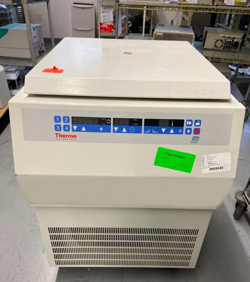 Thermo Scientific Sorvall RG3 Large Capacity Refrigerated Lab Centrifuge; SN:308040271, photo 2 of 2