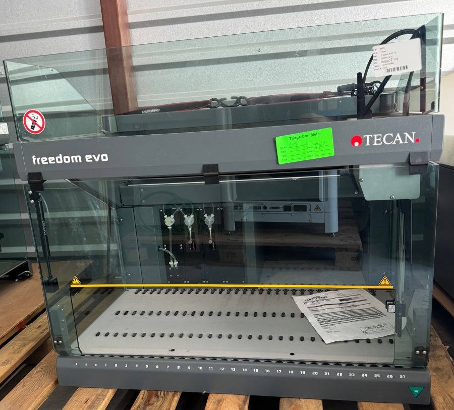 Tecan Freedom EVO 100 Base Liquid Handler Automated Pipetting System; SN:5010000011, photo 1 of 4