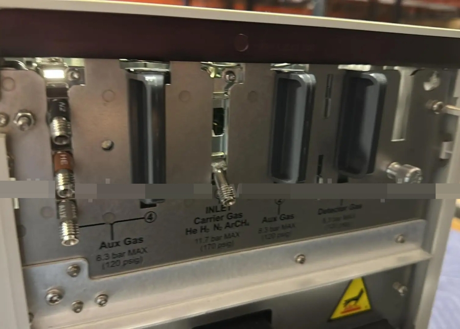 Agilent Intuvo 9000(G3952A) Gas Chromatograph System; SN:CN18130004, photo 5 of 56