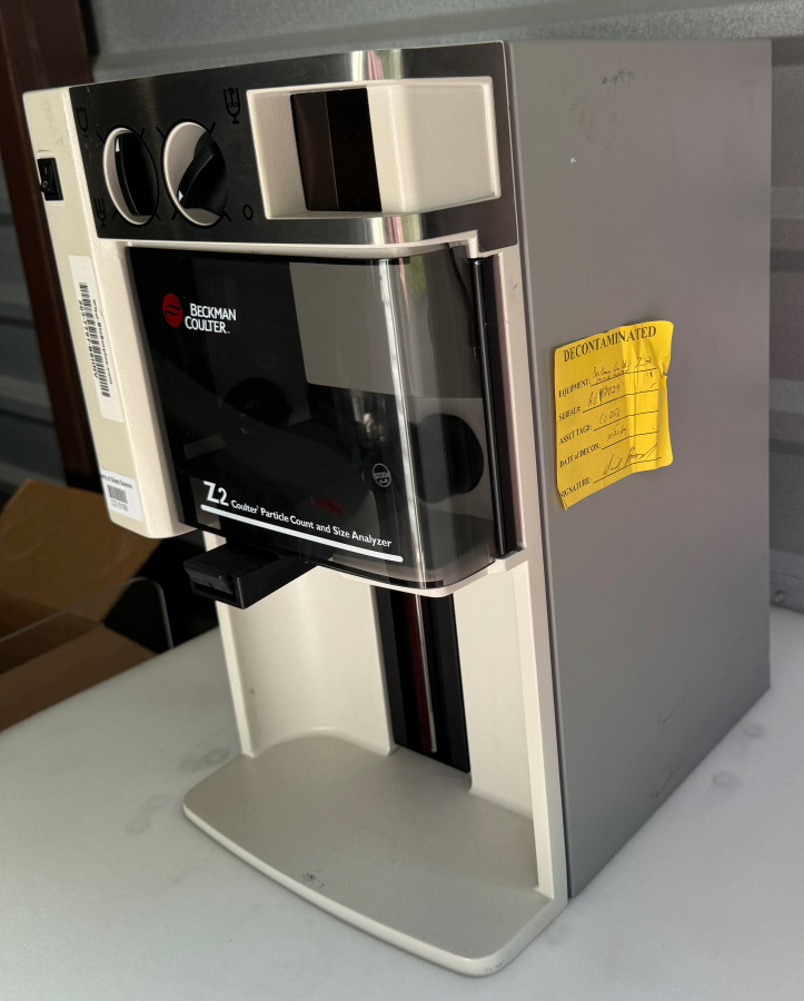 Beckman Coulter Z2 Coulter Counter Particle Size & Count Analyzer; SN:AG02029, photo 6 of 6