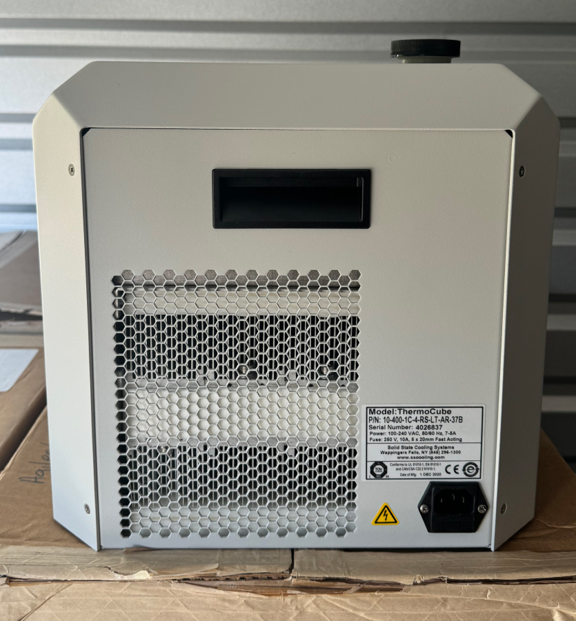 Solid State Cooling Systems ThermoCube 400-1C-4-RS-LT-AR 0960-3318 G5498B G5498G Recirculating Chiller , photo 9 of 11