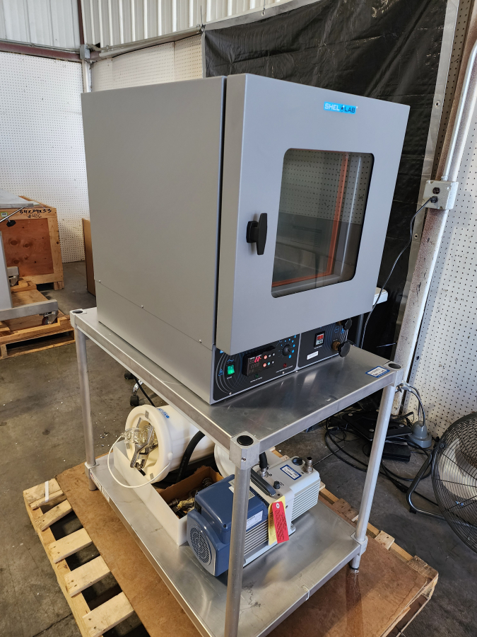 Complete Shel-Lab SVAC2 Vacuum Oven system w/ Welch 8912 Pump, Cold Trap, Hoses, Clamps & Nalgene insulated trap bucket; SN:05013918, photo 7 of 17