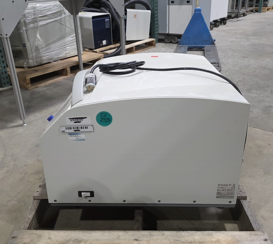 Sigma 4-16KS High Speed Refrigerated Benchtop Centrifuge (2014), photo 9 of 15