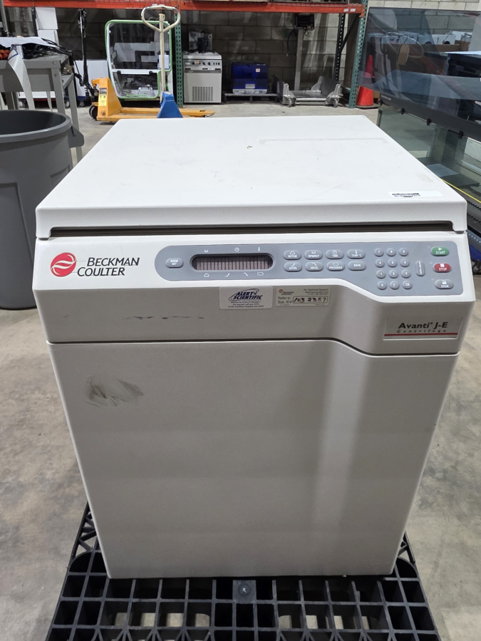 Beckman Coulter Avanti J-E 369001 High-Speed Refrigerated Floor Centrifuge, photo 17 of 17