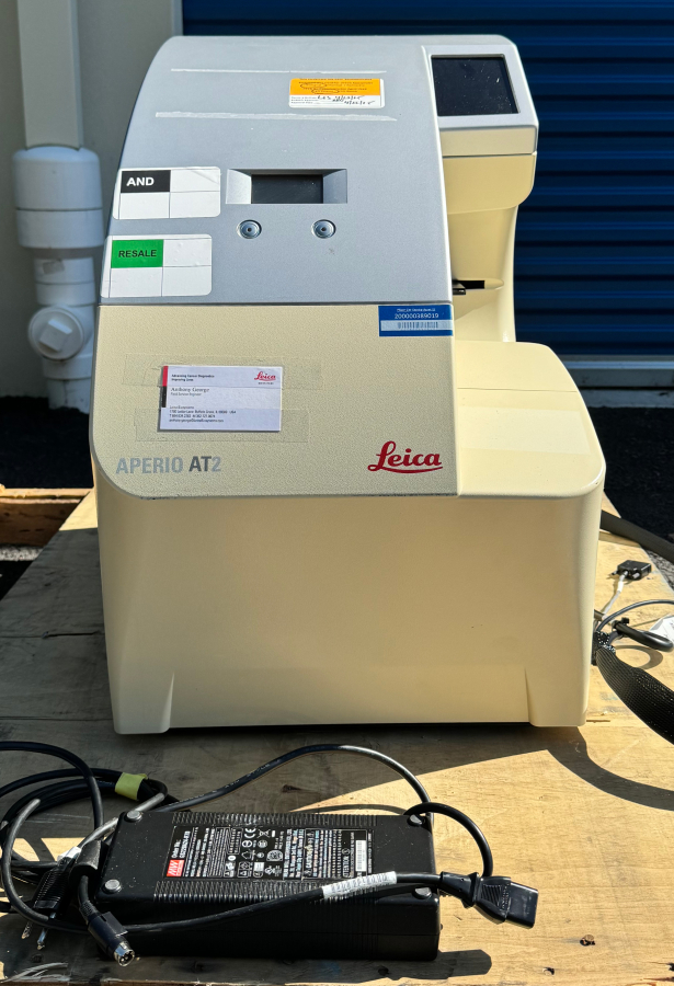 Leica Aperio AT2 Digital Pathology Whole Slide Imaging Scanner Autoloader; SN:23AT2100, photo 3 of 5