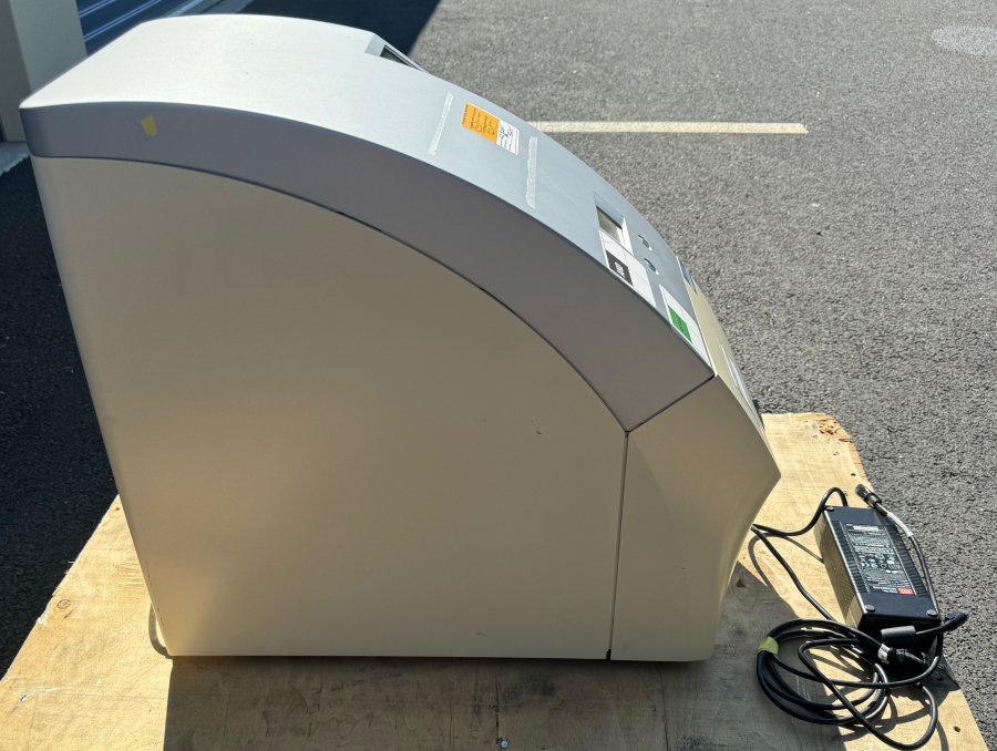 Leica Aperio AT2 Digital Pathology Whole Slide Imaging Scanner Autoloader; SN:23AT2100, photo 5 of 5